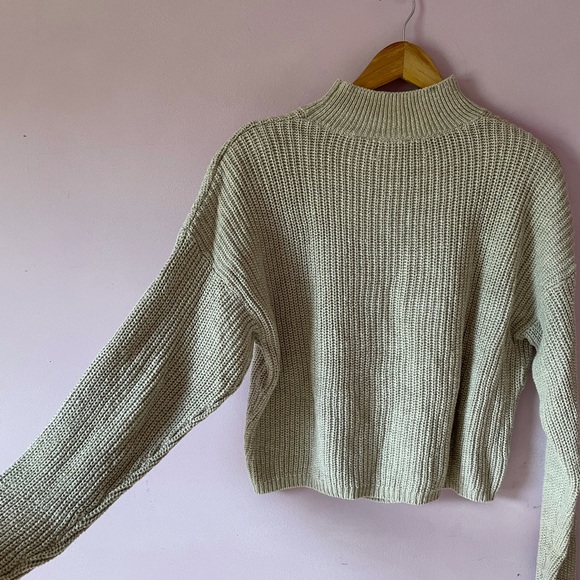 ✨SOLD ON DPOP✨• 90’s chunky turtleneck • - Picture 5 of 6